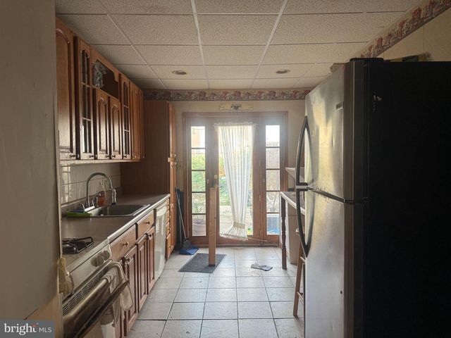 2328 E HAGERT ST, Philadelphia, PA 19125