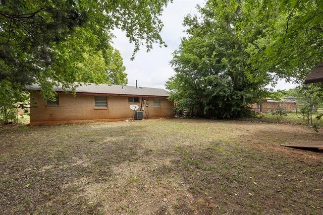 3016 Parker Drive, Oklahoma City, OK 73135