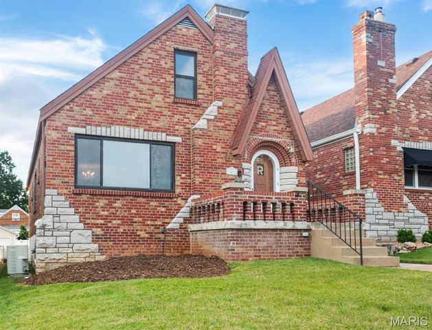 5665 Oleatha Avenue, St Louis, MO 63139