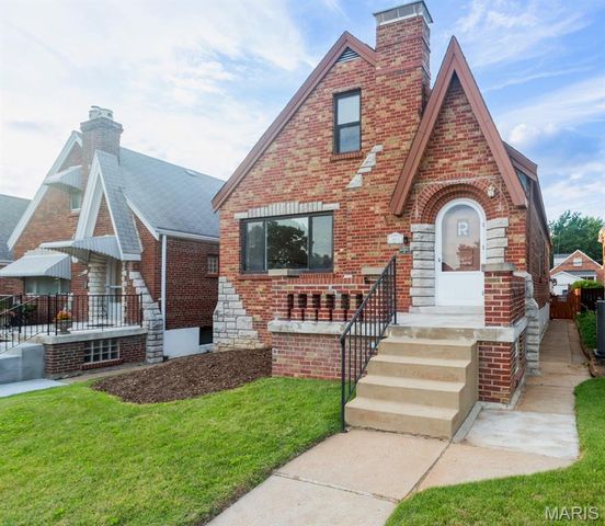 5665 Oleatha Avenue, St Louis, MO 63139
