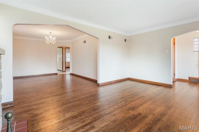 5665 Oleatha Avenue, St Louis, MO 63139