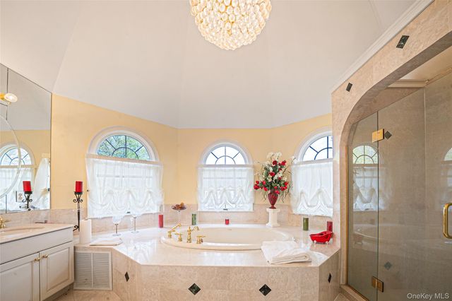 2 Deepwells Lane, Saint James, NY 11780