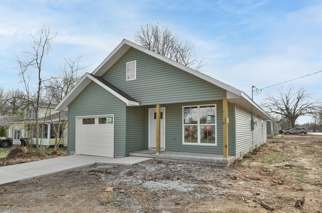 1342 E Blaine Street, Springfield, MO 65803