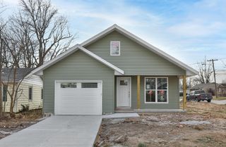 1342 E Blaine Street, Springfield, MO 65803