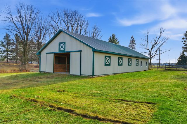 9378 Smith Road, Tecumseh, MI 49286