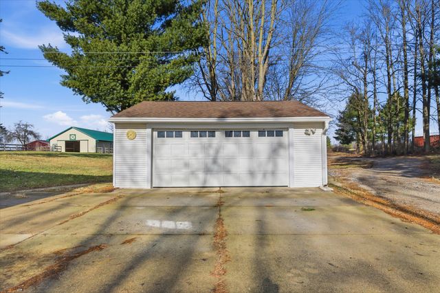 9378 Smith Road, Tecumseh, MI 49286