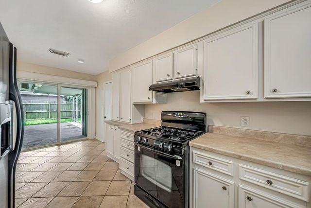 3702 Malone Drive, Pasadena, TX 77503