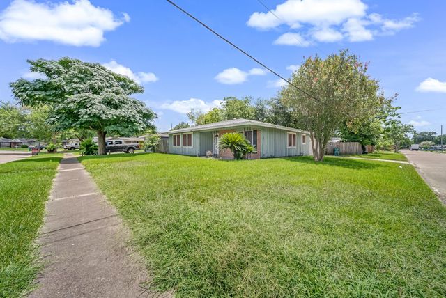 3702 Malone Drive, Pasadena, TX 77503