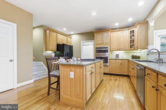 1692 POWDERHORN DR, Newtown, PA 18940