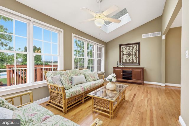 1692 POWDERHORN DR, Newtown, PA 18940