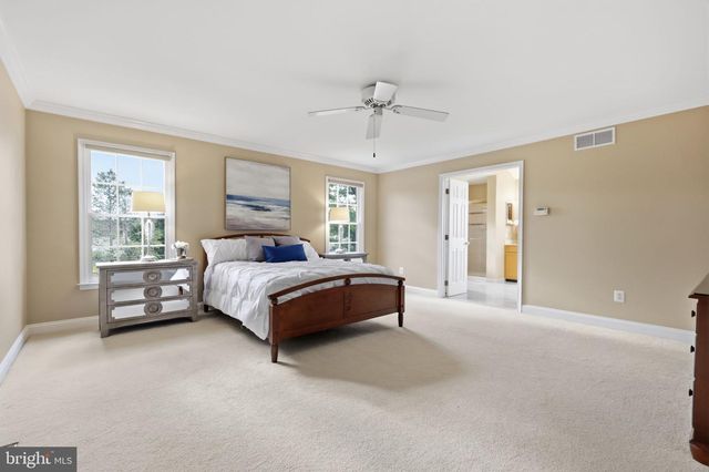 1692 POWDERHORN DR, Newtown, PA 18940