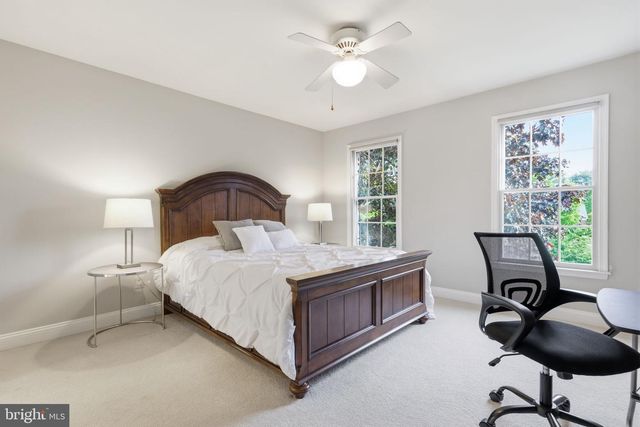 1692 POWDERHORN DR, Newtown, PA 18940