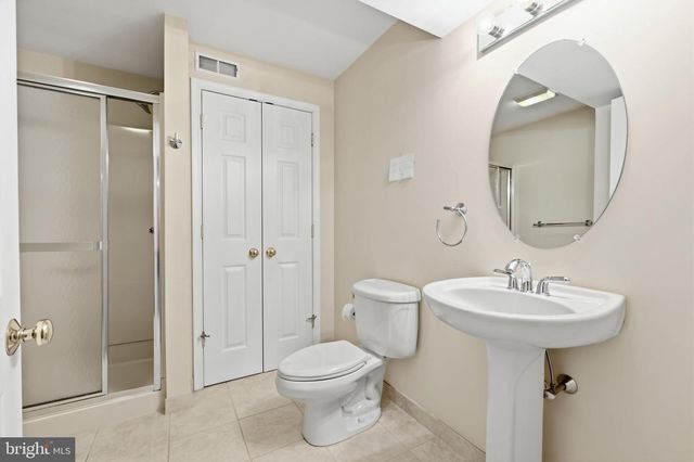 1692 POWDERHORN DR, Newtown, PA 18940