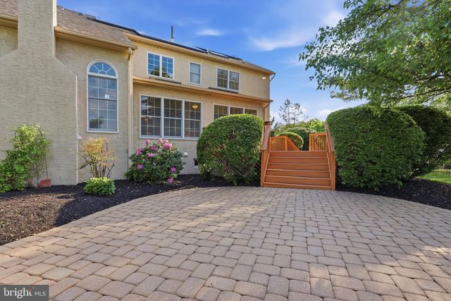 1692 POWDERHORN DR, Newtown, PA 18940