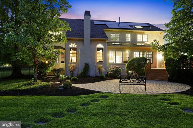 1692 POWDERHORN DR, Newtown, PA 18940