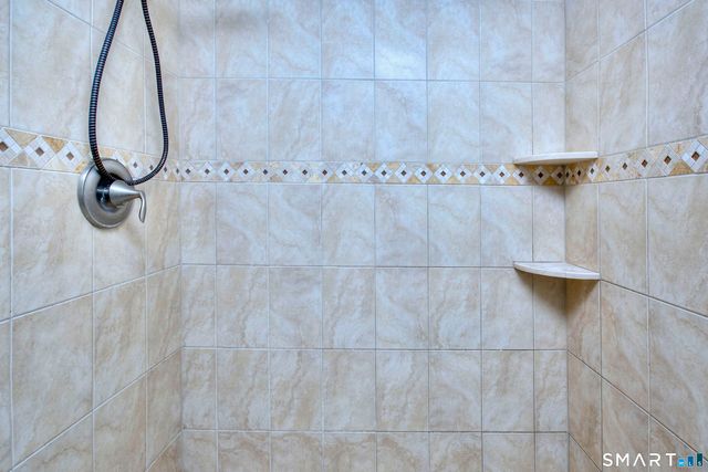 46 Crest Road, Ridgefield, CT 06877