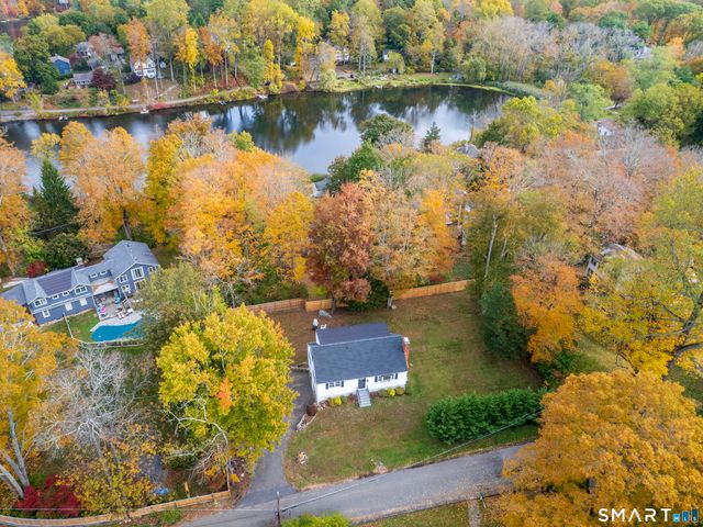 46 Crest Road, Ridgefield, CT 06877