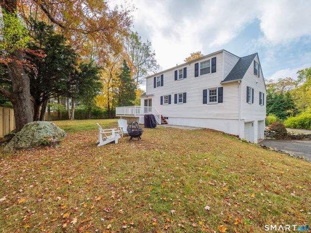 46 Crest Road, Ridgefield, CT 06877