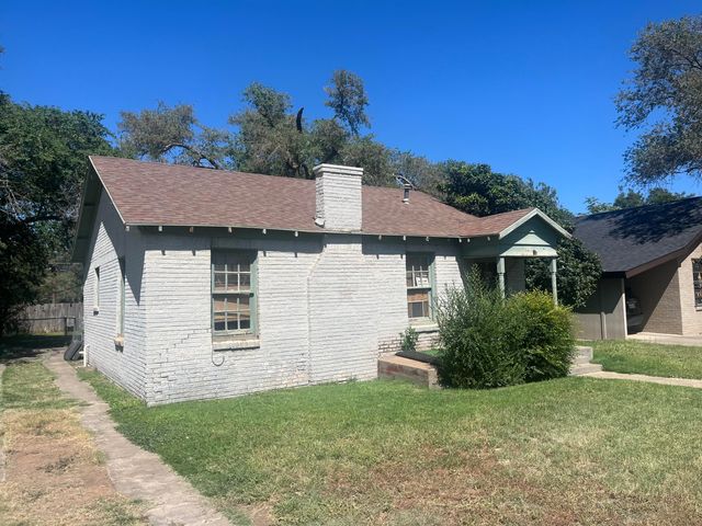 2206 26th Street, Lubbock, TX 79411