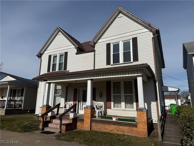 507 W 3rd Street, Uhrichsville, OH 44683