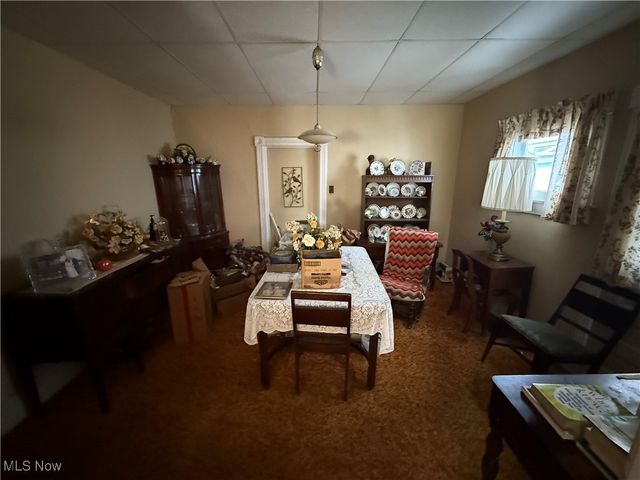 507 W 3rd Street, Uhrichsville, OH 44683