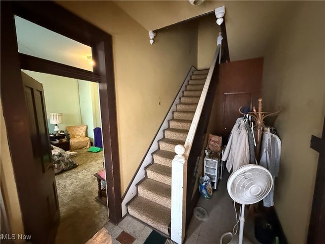 507 W 3rd Street, Uhrichsville, OH 44683