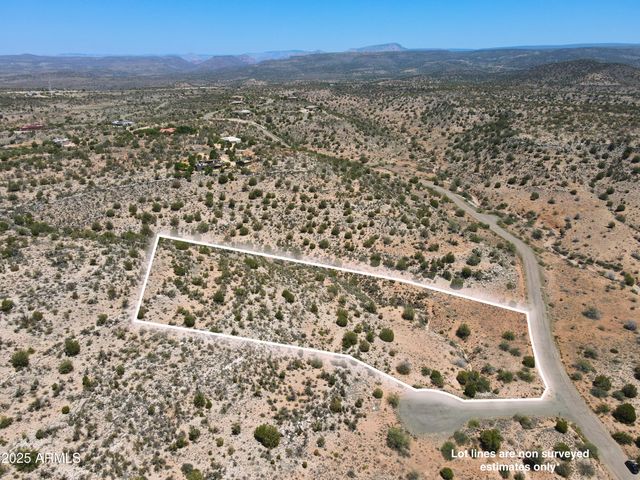 4890 E Falcon View Court 154, Rimrock, AZ 86335