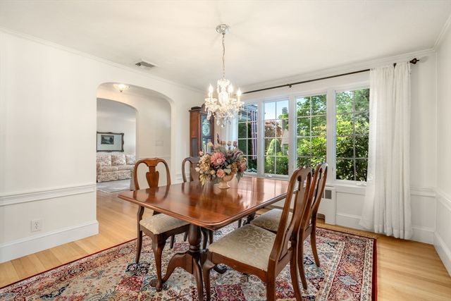 62 Shaw Rd, Belmont, MA 02478