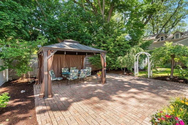 62 Shaw Rd, Belmont, MA 02478