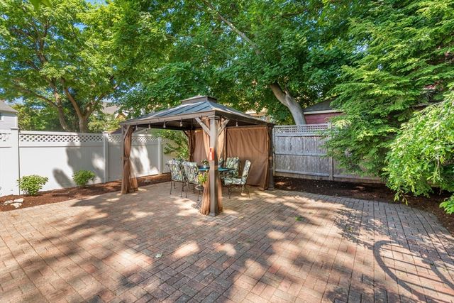 62 Shaw Rd, Belmont, MA 02478