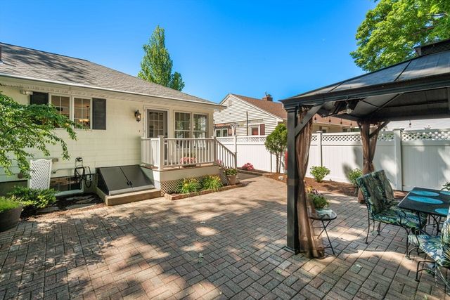 62 Shaw Rd, Belmont, MA 02478
