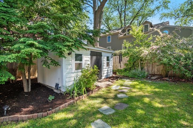 62 Shaw Rd, Belmont, MA 02478