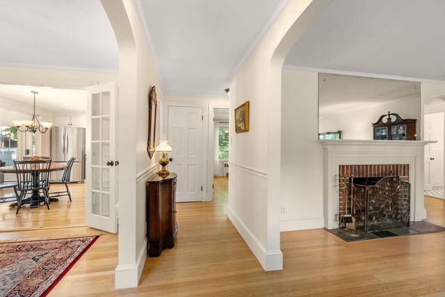 62 Shaw Rd, Belmont, MA 02478
