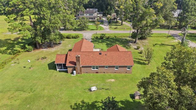 228 Jessamine Ave., Georgetown, SC 29440
