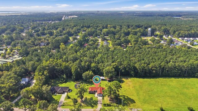 228 Jessamine Ave., Georgetown, SC 29440