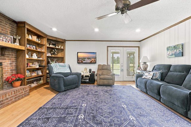 228 Jessamine Ave., Georgetown, SC 29440