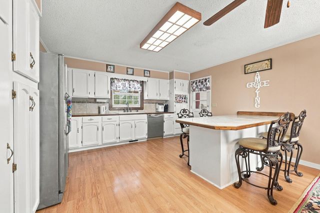 228 Jessamine Ave., Georgetown, SC 29440