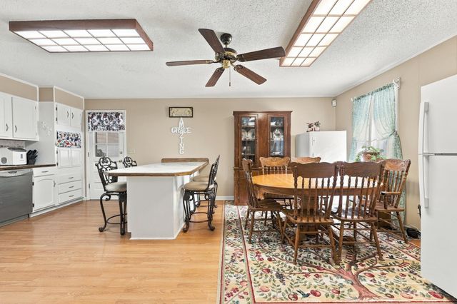 228 Jessamine Ave., Georgetown, SC 29440