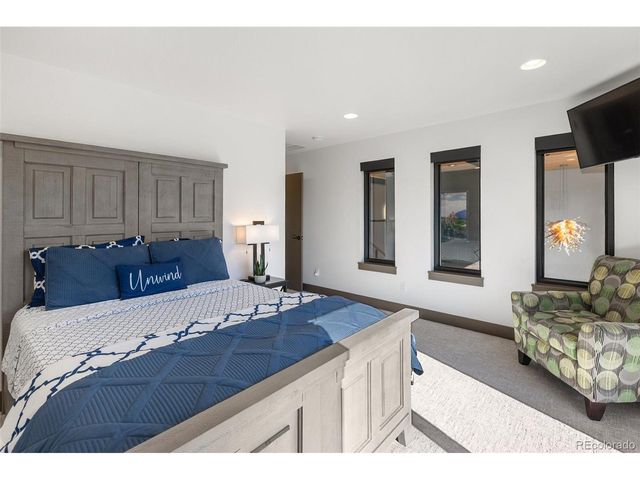 449 Oxford Ln, Woodland Park, CO 80863
