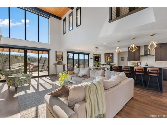 449 Oxford Ln, Woodland Park, CO 80863