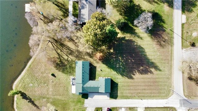 1803 Hunter Road, Trenton, MO 64683