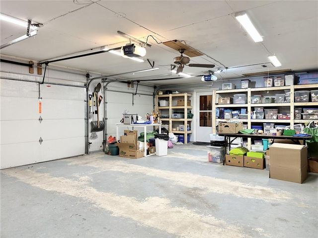 1803 Hunter Road, Trenton, MO 64683