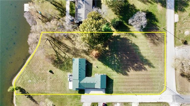 1803 Hunter Road, Trenton, MO 64683