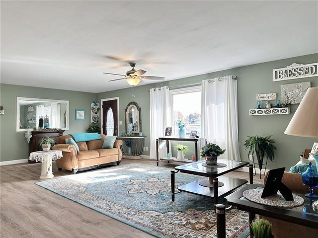 1803 Hunter Road, Trenton, MO 64683