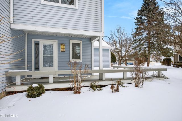 73 Pepper Lane, Greenfield, NY 12866