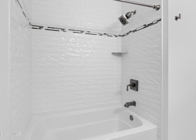 73 Pepper Lane, Greenfield, NY 12866