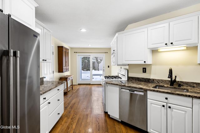 73 Pepper Lane, Greenfield, NY 12866