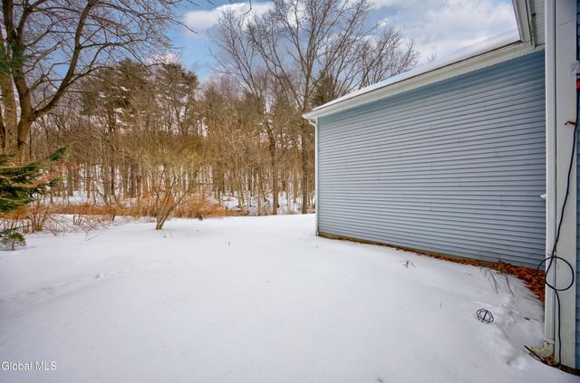 73 Pepper Lane, Greenfield, NY 12866