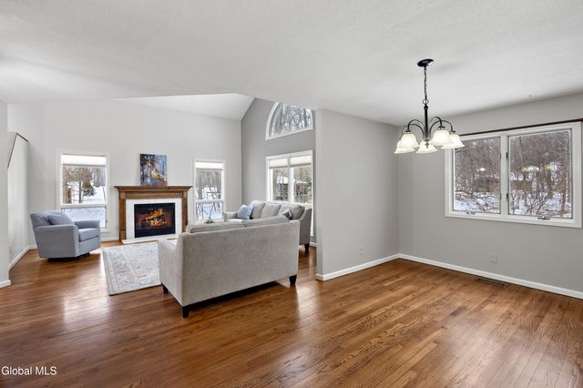 73 Pepper Lane, Greenfield, NY 12866