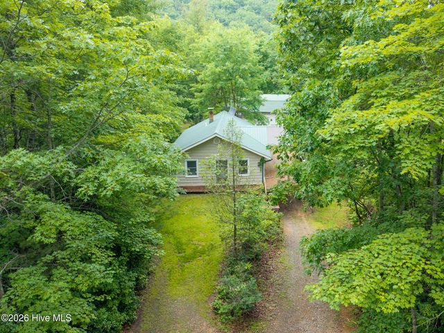 623 Denton Road, Murphy, NC 28906